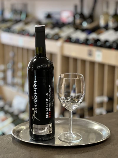 Malovan&yacute; sklep & Vinot&eacute;ka Znojmo