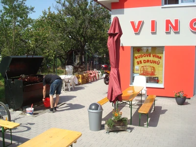Vinotéka Znojmo09