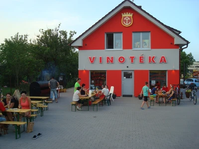 Vinotéka Znojmo11